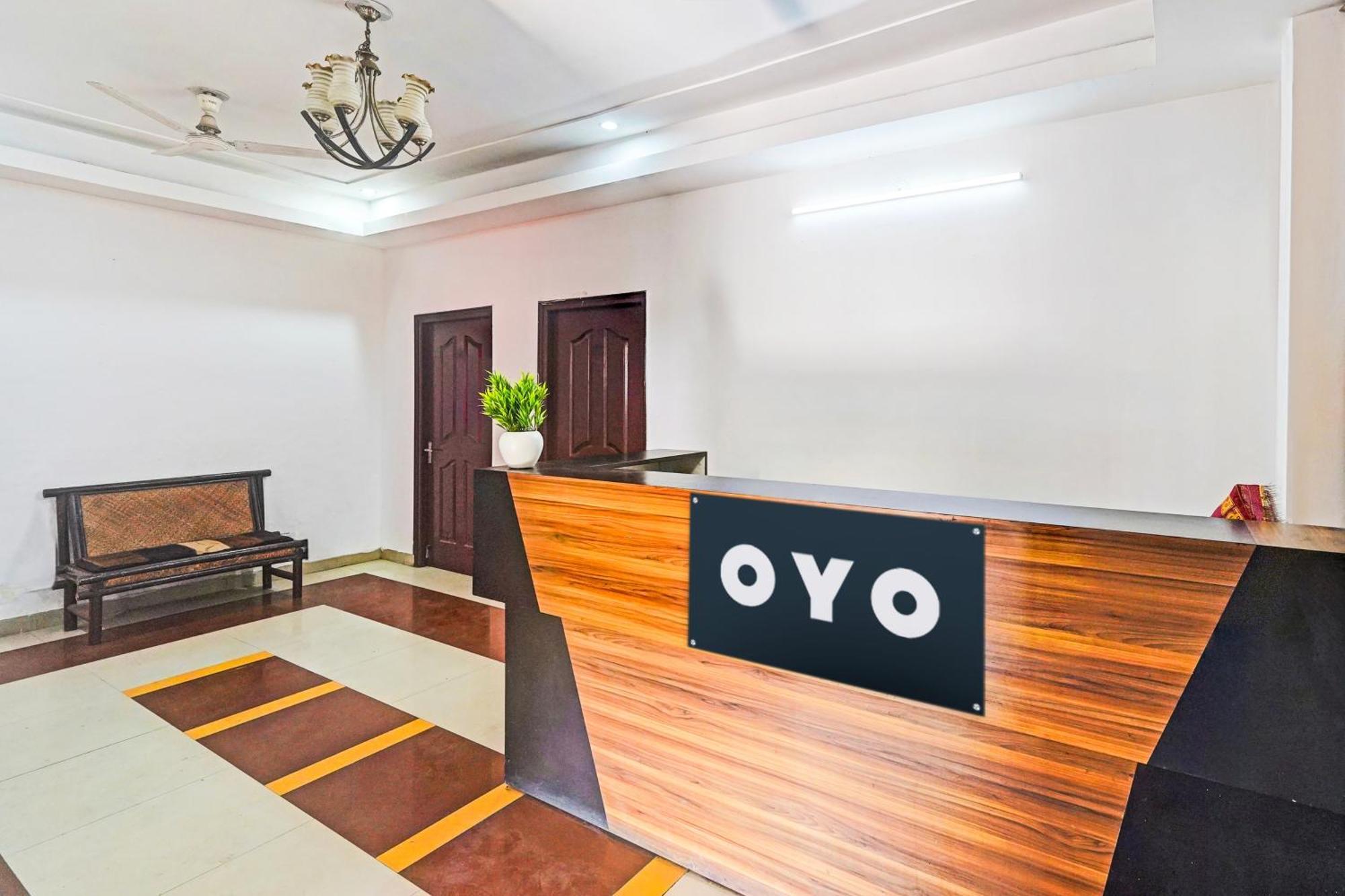 Super Hotel O Palm Dehradun Luaran gambar