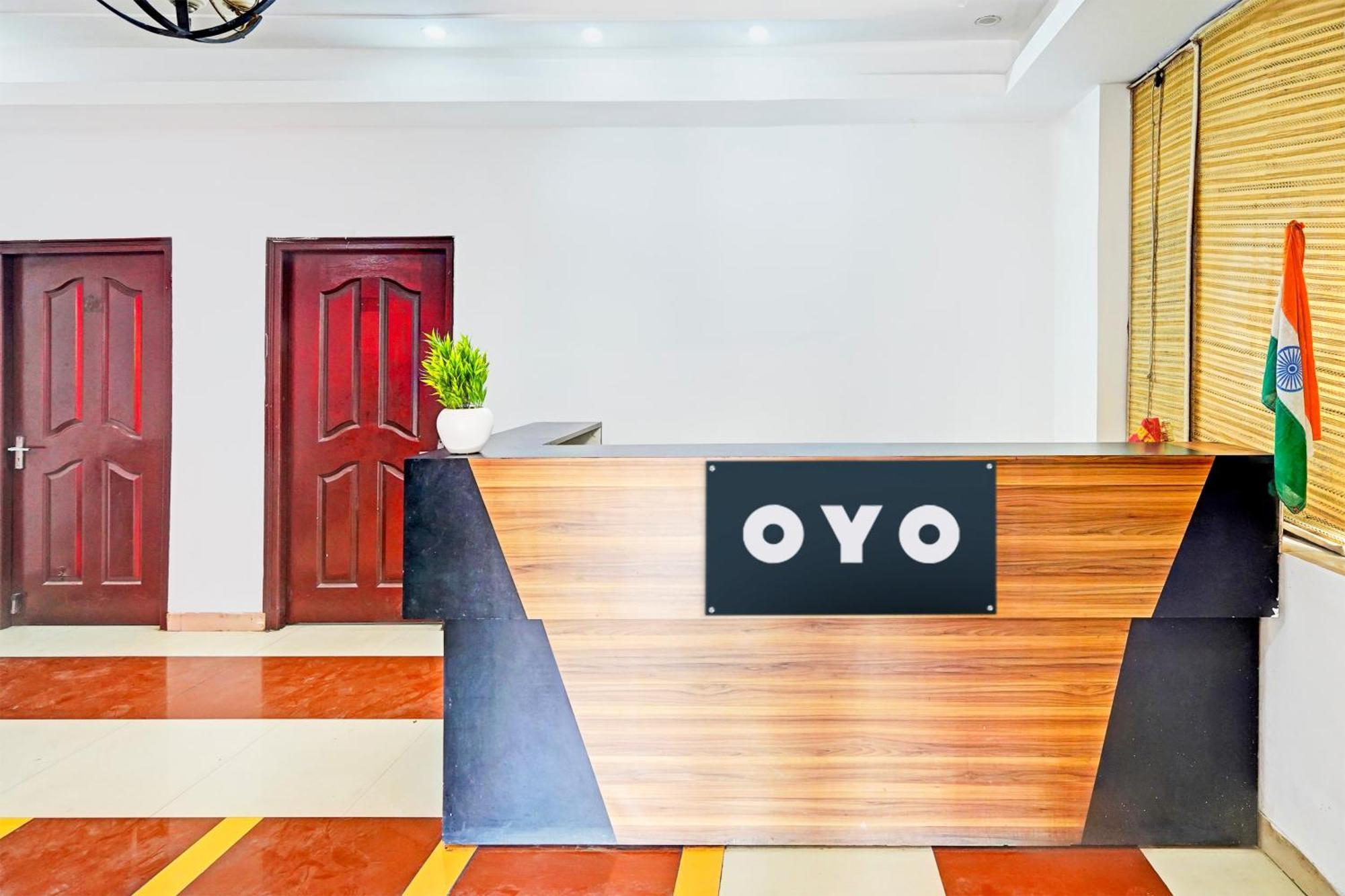 Super Hotel O Palm Dehradun Luaran gambar