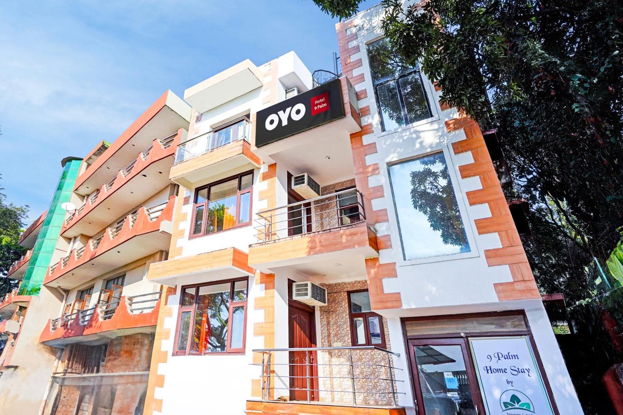 Super Hotel O Palm Dehradun Luaran gambar