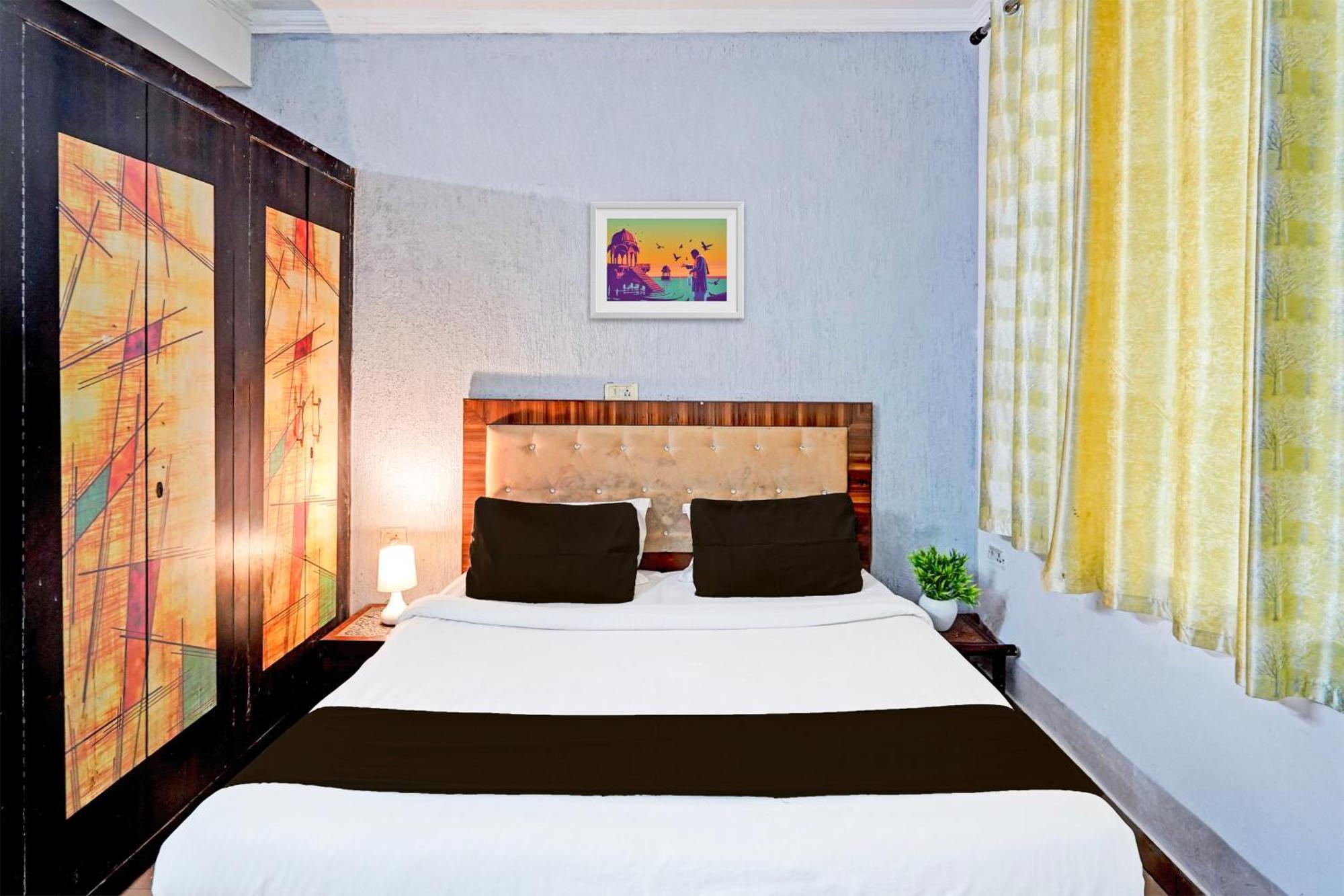 Super Hotel O Palm Dehradun Luaran gambar